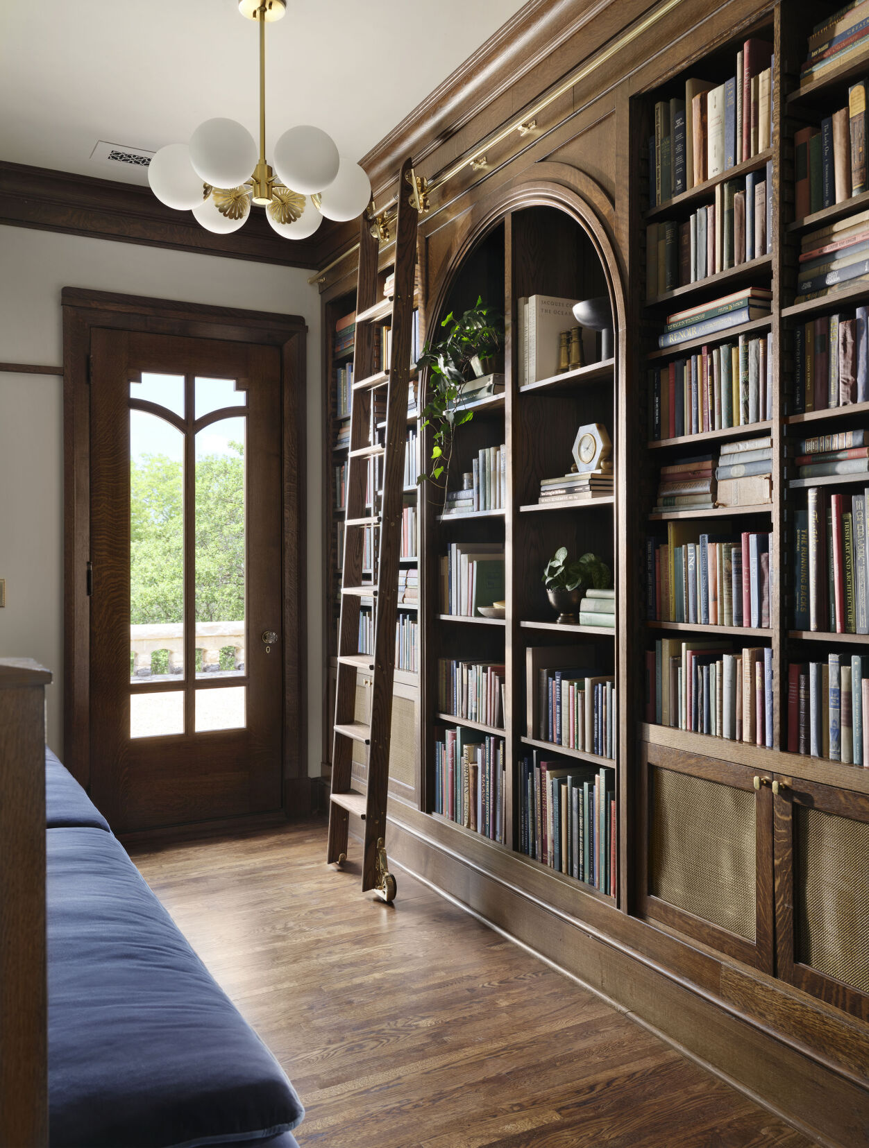 castlelibrary.jpg